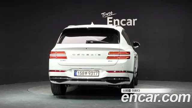 Genesis GV80 — Фото автомобиля 4