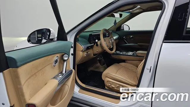 Genesis GV60 — Фото автомобиля 9