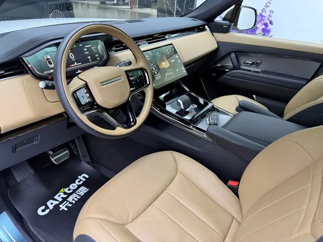 Land Rover Range Rover Sport — Фото автомобиля 18