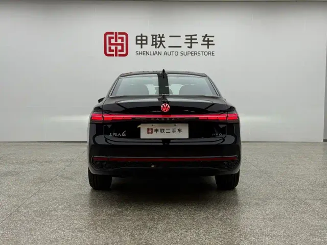 Volkswagen Passat — Фото автомобиля 4