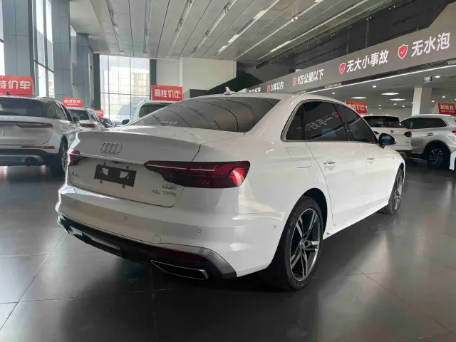Audi A4L — Фото автомобиля 22
