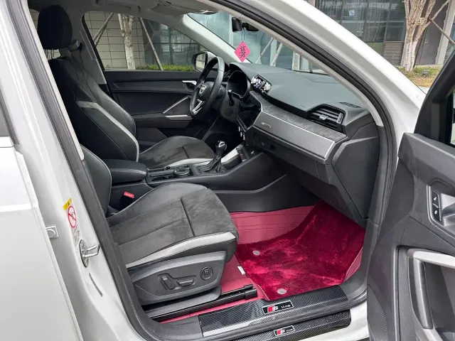 Audi Q3 — Фото автомобиля 11