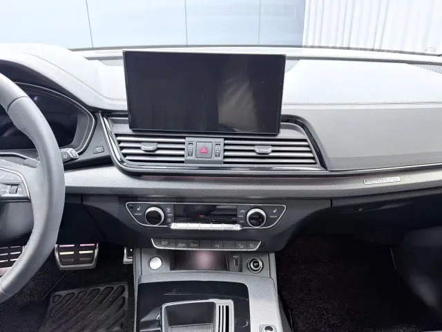 Audi Q5L — Фото автомобиля 16