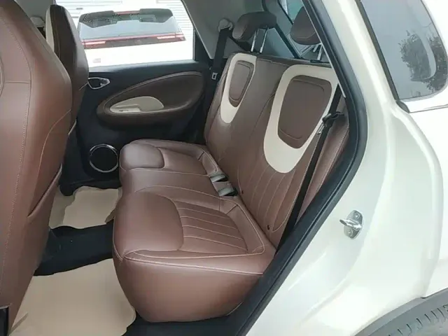 Wuling Bingo — Фото автомобиля 16