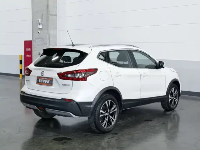 Nissan Qashqai — Фото автомобиля 2