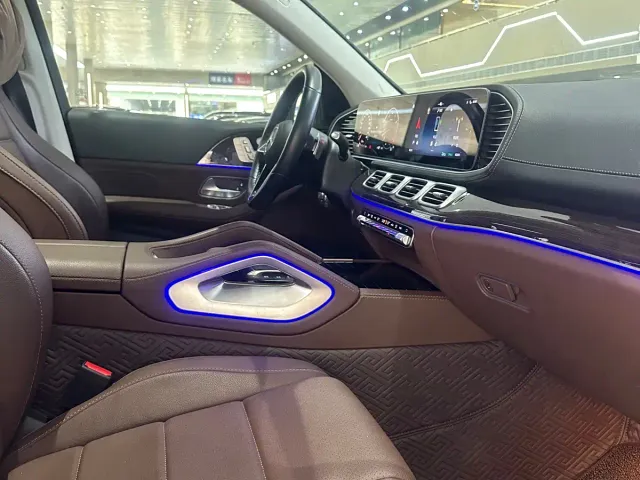 Mercedes-Benz GLE-Class — Фото автомобиля 5