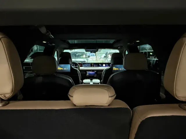 Lincoln Navigator — Фото автомобиля 25