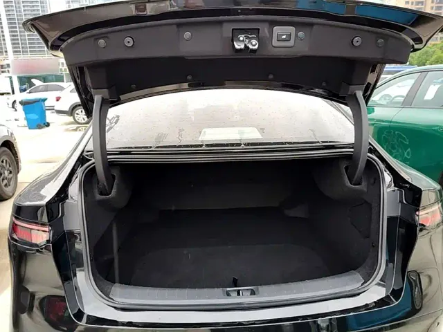 Nissan N7 — Фото автомобиля 18