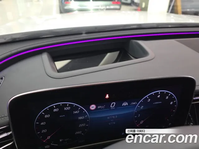 Mercedes-Benz E-Class — Фото автомобиля 17