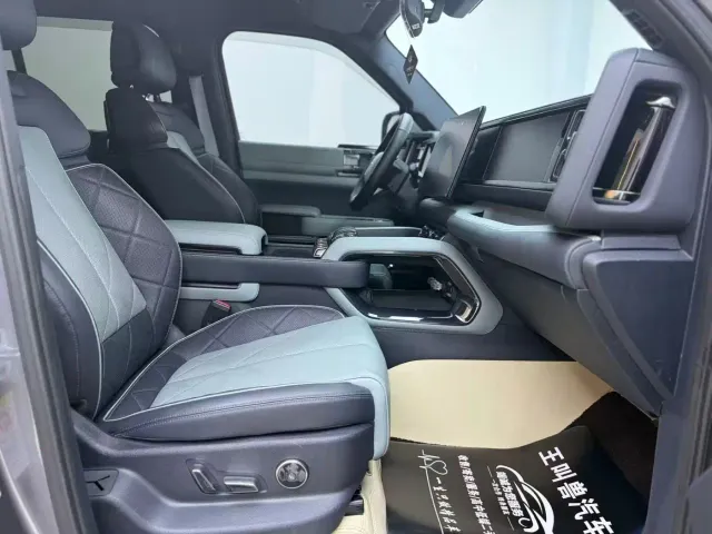 BYD FangChengBao Leopard 5 — Фото автомобиля 5