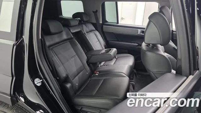 Hyundai Santafe — Фото автомобиля 9