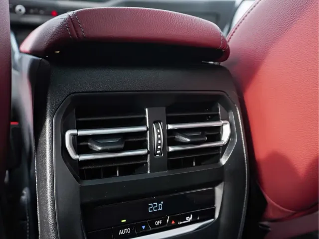 BMW 3 Series — Фото автомобиля 18