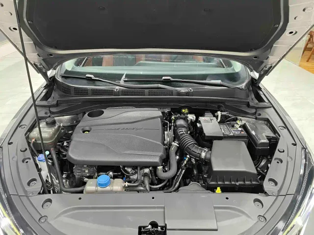 Changan Eado — Фото автомобиля 16