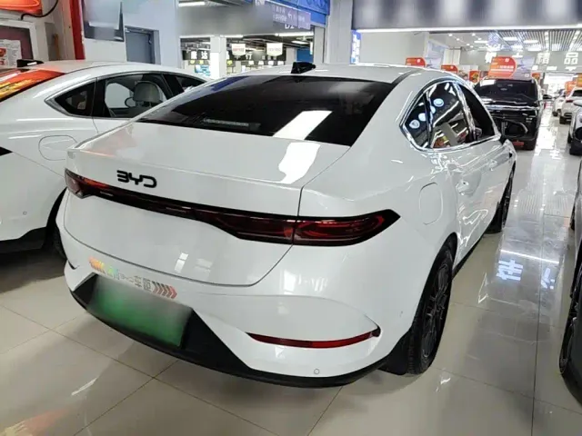 BYD Qin PLUS — Фото автомобиля 6