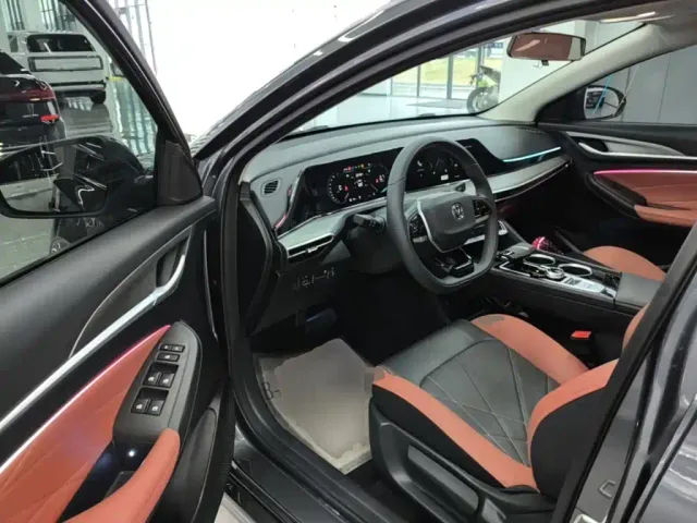 Changan Eado — Фото автомобиля 14