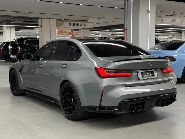 BMW M3 — Фото автомобиля 4