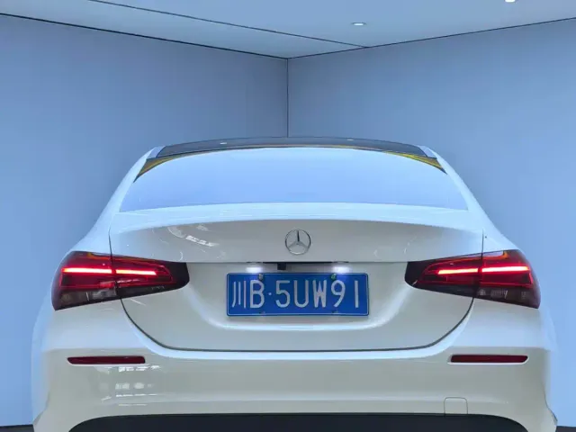 Mercedes-Benz A-Class — Фото автомобиля 5