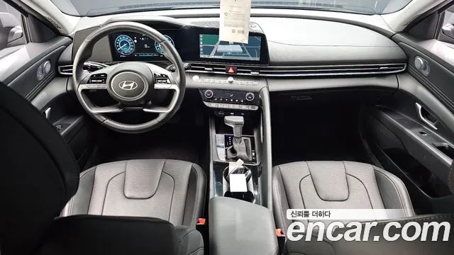 Hyundai Avante — Фото автомобиля 10
