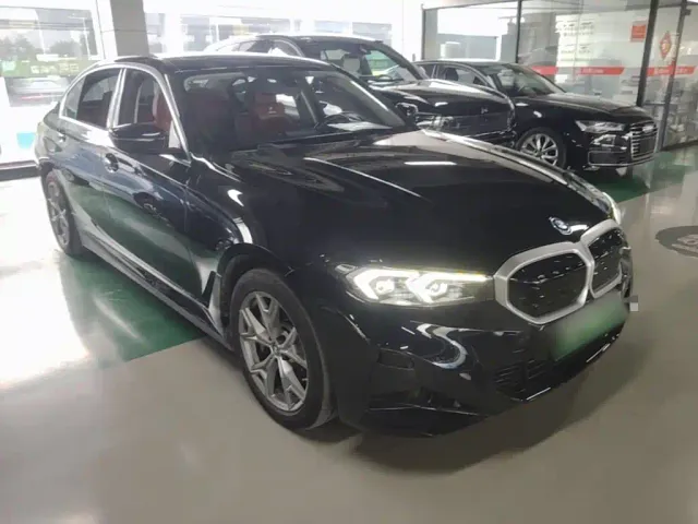 BMW i3 — Фото автомобиля 3