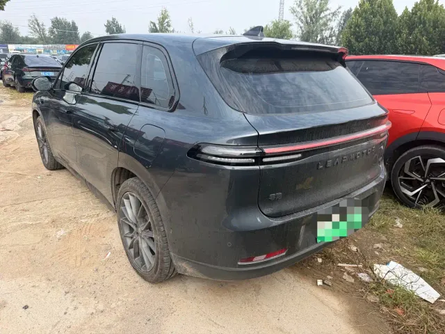 Leapmotor C10 — Фото автомобиля 10