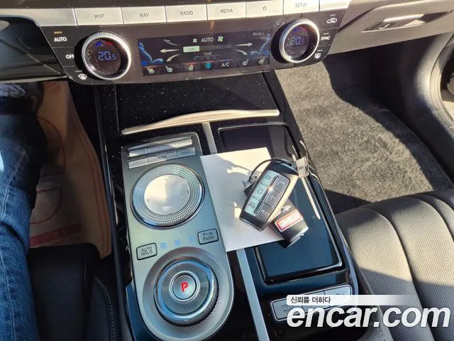 Genesis G80 RG3 — Фото автомобиля 18