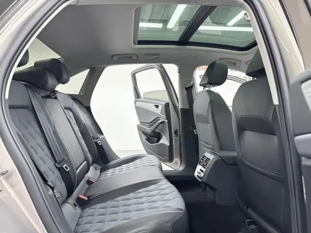 Volkswagen Sagitar — Фото автомобиля 9