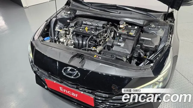 Hyundai AVANTE Avante (CN7) — Фото автомобиля 6