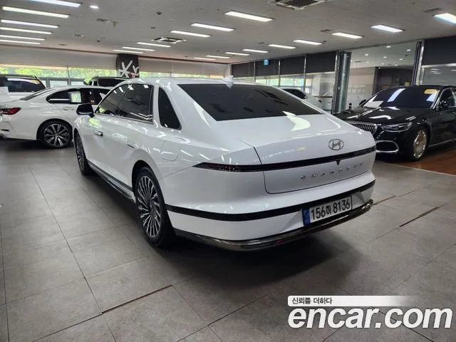 Hyundai Grandeur — Фото автомобиля 2
