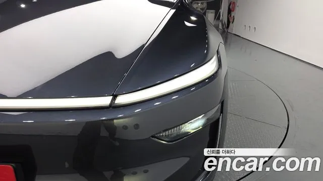 Tesla Model Y — Фото автомобиля 20