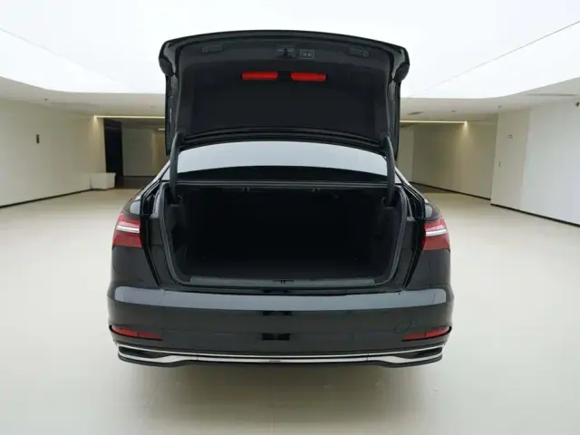 Audi A6L — Фото автомобиля 5