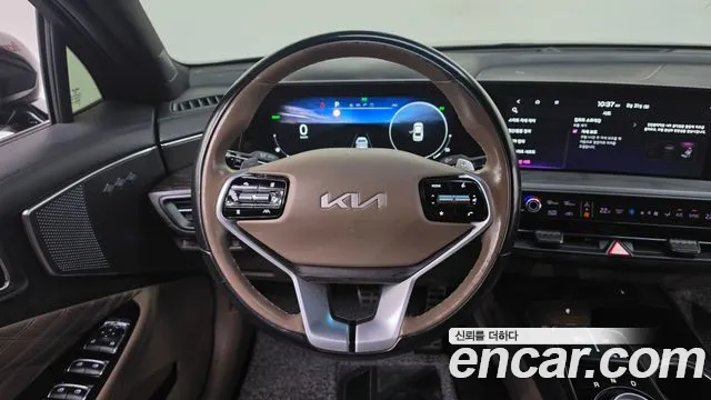 Kia K8 Signature — Фото автомобиля 12