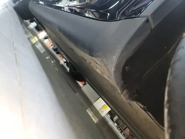 Tesla Model Y — Фото автомобиля 21
