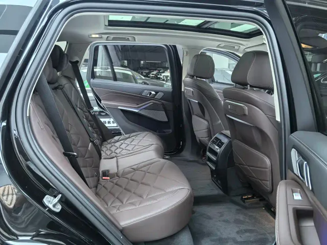 BMW X5 — Фото автомобиля 11