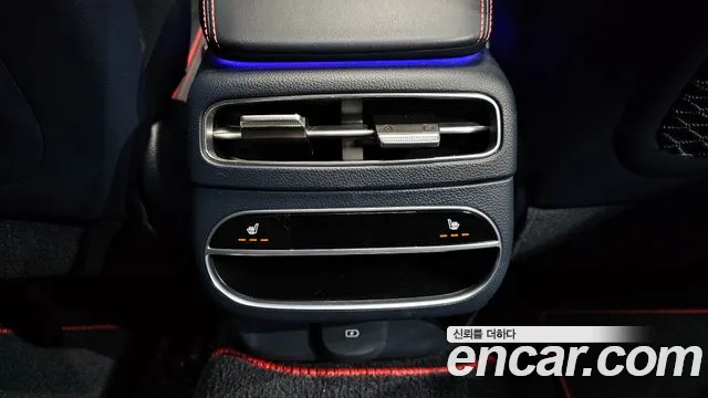 Genesis GV70 2.5T Бензин 2WD — Фото автомобиля 18