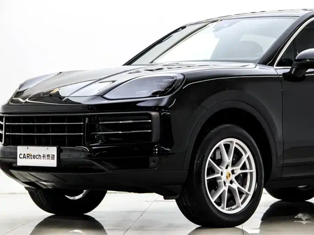 Porsche Cayenne — Фото автомобиля 8
