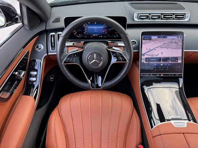 Mercedes-Benz S-Class — Фото автомобиля 11
