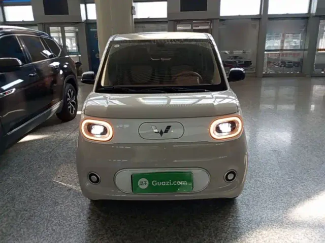 Wuling Hongguang Mini EV — Фото автомобиля 2