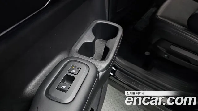 Hyundai Santa Fe MX5 — Фото автомобиля 30