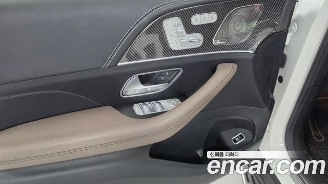 Mercedes-Benz GLE-Class — Фото автомобиля 15