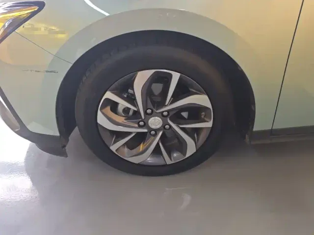Buick Velite 6 — Фото автомобиля 22