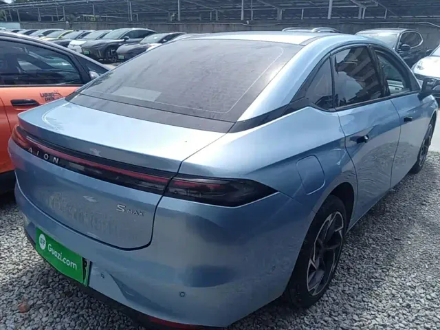 GAC Aion S MAX — Фото автомобиля 6