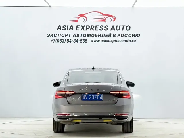 Skoda Superb — Фото автомобиля 5