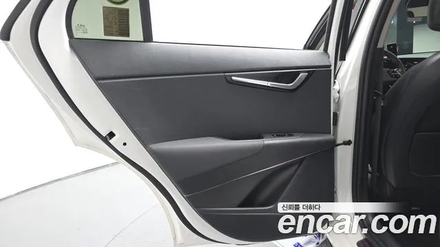 Kia Niro The All New Niro Prestige — Фото автомобиля 22