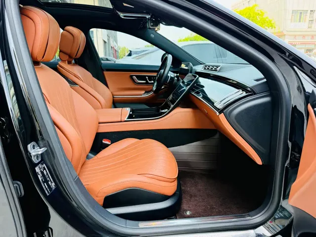 Mercedes-Benz S-Class — Фото автомобиля 28