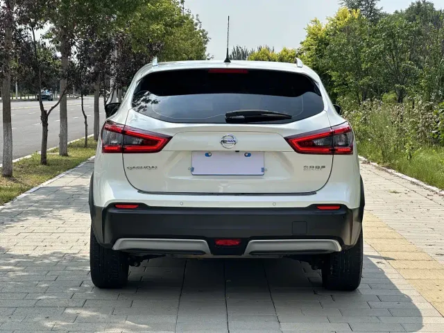 Nissan Qashqai — Фото автомобиля 6