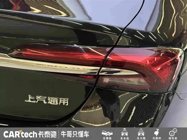 Buick LaCrosse — Фото автомобиля 12