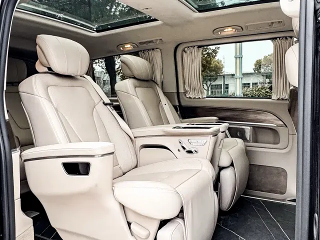 Mercedes-Benz V-Class — Фото автомобиля 19