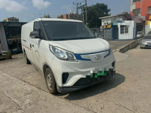 Maxus EV30 — Фото автомобиля 6