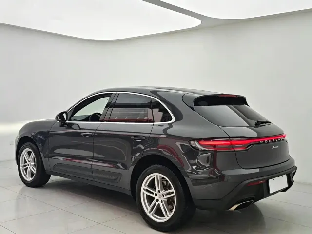 Porsche Macan — Фото автомобиля 17