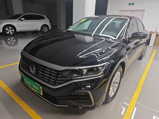 Фотография автомобиля — Volkswagen Passat